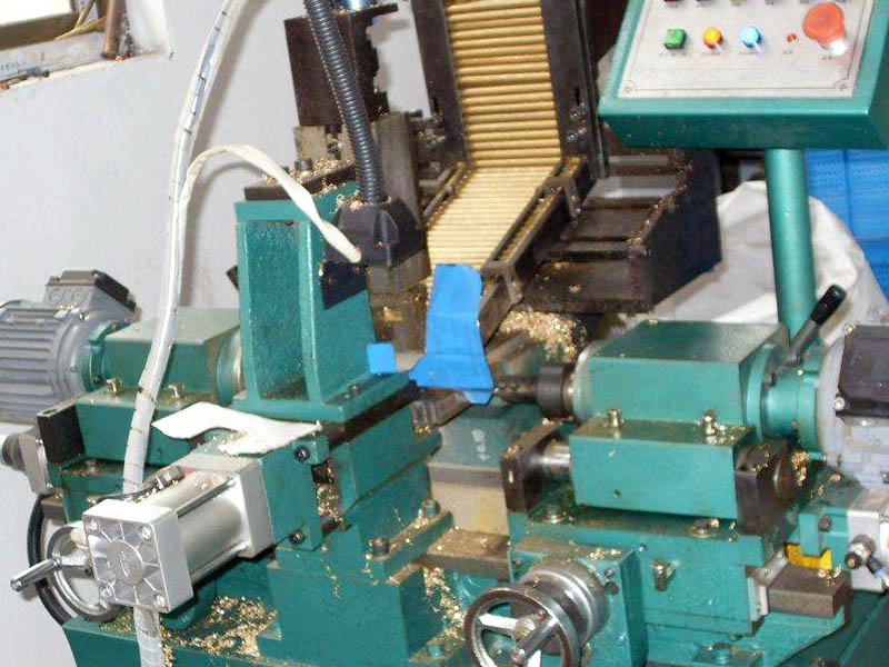 自動鉆攻機(jī)需要調(diào)試多久？