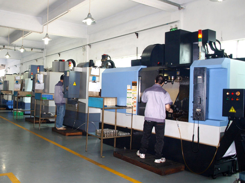 cnc能鉆深孔嗎？機床應用！