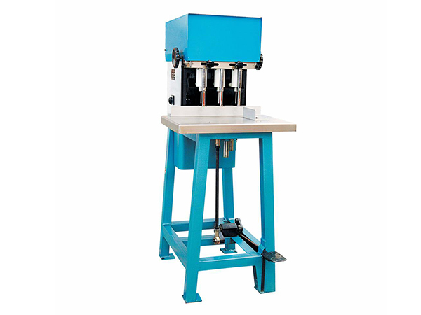 手動鉆孔機(jī)怎么用?全自動鉆孔機(jī)有哪些特點(diǎn)?